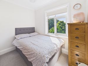 Bedroom- click for photo gallery